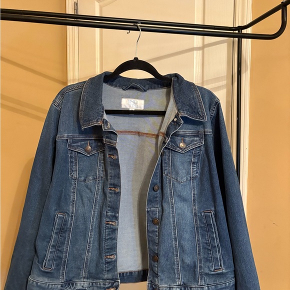 Old Navy Medium Wash Jean Jacket - Picture 1 of 1